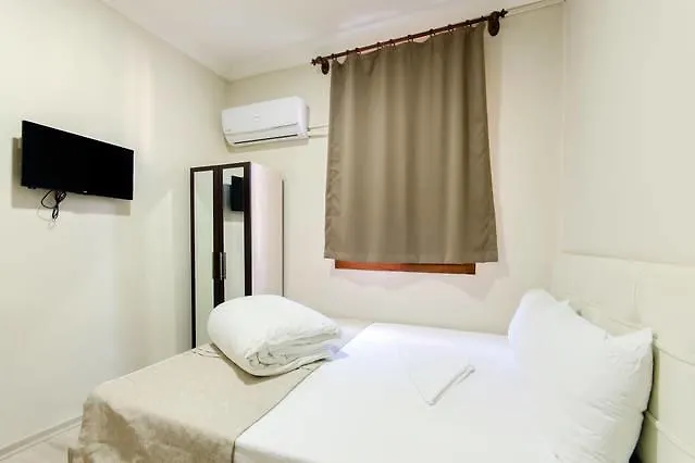 Agora Park Hotel İzmir 0*,